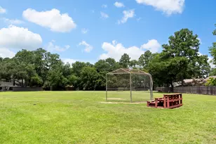13711 Crickett Hollow Dr, Houston, TX 77069 - Photo 48