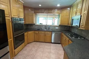 18507 Sweetmeadow Dr, Spring, TX 77379 - Photo 10