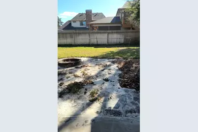 15906 Laurelfield Drive, Houston, TX 77059 - Photo 26