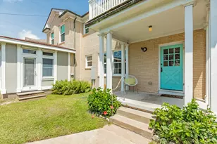 36 Cedar Lawn Cir, Galveston, TX 77551 - Photo 6