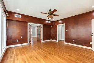 36 Cedar Lawn Cir, Galveston, TX 77551 - Photo 14