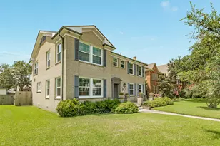 36 Cedar Lawn Cir, Galveston, TX 77551 - Photo 2