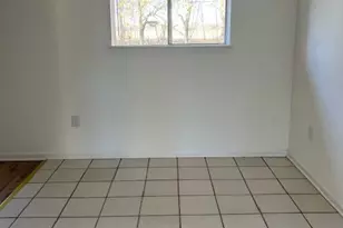 11914 Binghampton Dr, Houston, TX 77089 - Photo 4