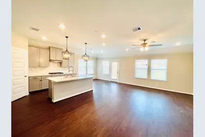 2164 Woodland Pine Drive, Conroe, TX 77384 - Photo 6