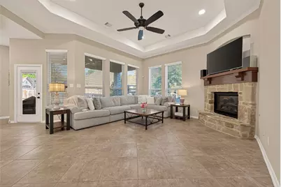 10 Ruchill Circle, Conroe, TX 77304 - Photo 8