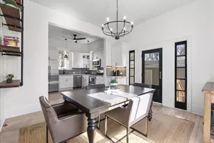 1724 33rd St, Galveston, TX 77550 - Photo 12