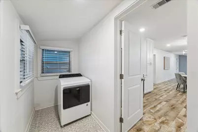 4102 Avenue M 1/2, Galveston, TX 77550 - Photo 20