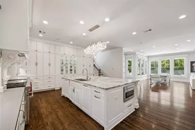 7818 Bellewood Drive, Houston, TX 77055 - Photo 6
