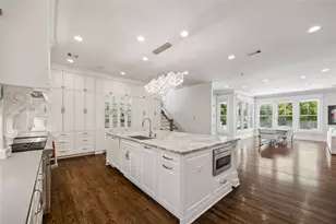 7818 Bellewood Dr, Houston, TX 77055 - Photo 6