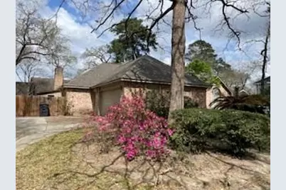18 Windsor Drive, Conroe, TX 77304 - Photo 2