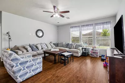 8715 Sunrise Canter Drive, Tomball, TX 77375 - Photo 10