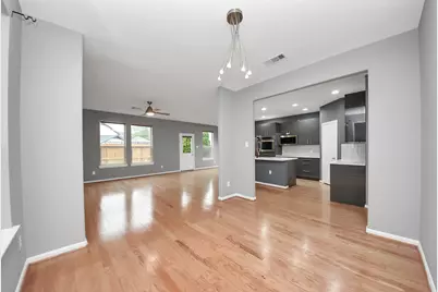 10062 Hillside Bayou Drive, Houston, TX 77080 - Photo 14