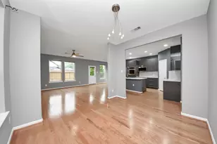 10062 Hillside Bayou Dr, Houston, TX 77080 - Photo 14