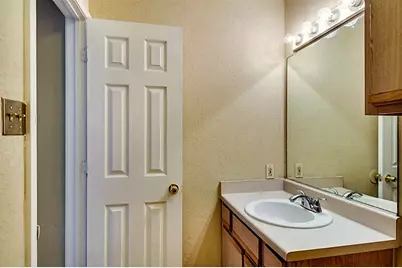 6907 Tara Drive, Richmond, TX 77469 - Photo 8