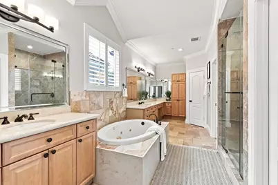 19 N Creekside Court, Houston, TX 77055 - Photo 20