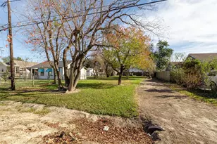 6222 Kirkwood St, Houston, TX 77022 - Photo 10