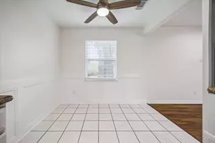 9319 Meadowcroft Dr, Houston, TX 77063 - Photo 8