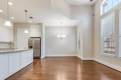 11005 Acorn Falls Drive, Houston, TX 77043 - Photo 4