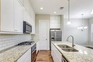 11005 Acorn Falls Dr, Houston, TX 77043 - Photo 10