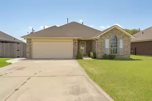 3003 30th St N, Texas City, TX 77590 - Photo 1