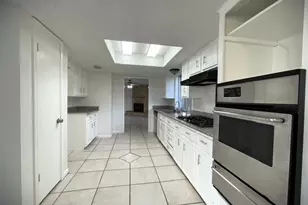 15714 Echo Hill Dr, Houston, TX 77059 - Photo 20