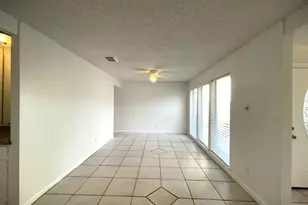15714 Echo Hill Dr, Houston, TX 77059 - Photo 22