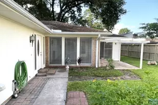 15714 Echo Hill Dr, Houston, TX 77059 - Photo 6