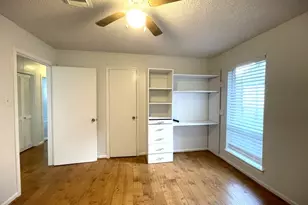 15714 Echo Hill Dr, Houston, TX 77059 - Photo 24
