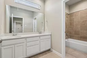 9808 Falling Fern Ln, Houston, TX 77080 - Photo 16