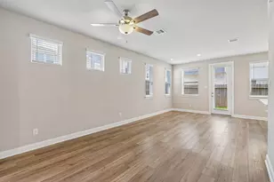 9808 Falling Fern Ln, Houston, TX 77080 - Photo 4