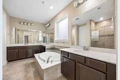 66 Zenith Lane, Sugar Land, TX 77498 - Photo 14