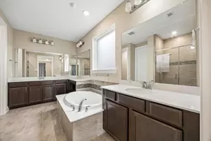 66 Zenith Ln, Sugar Land, TX 77498 - Photo 14