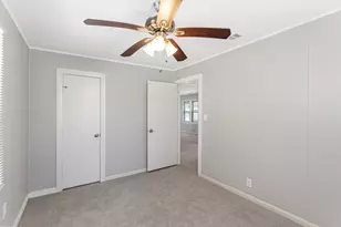 1202 13th St N, Texas City, TX 77590 - Photo 16