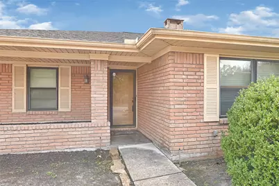 4831 Knickerbocker Street, Houston, TX 77035 - Photo 6