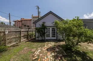 2023 Ave O 1/2, Galveston, TX 77550 - Photo 44
