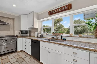 1583 County Road 291, Bay City, TX 77414 - Photo 16