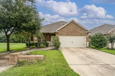 18918 Cove Pointe Dr, Cypress, TX 77433 - Photo 2