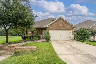 18918 Cove Pointe Dr, Cypress, TX 77433 - Photo 2