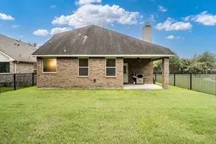 18918 Cove Pointe Dr, Cypress, TX 77433 - Photo 10