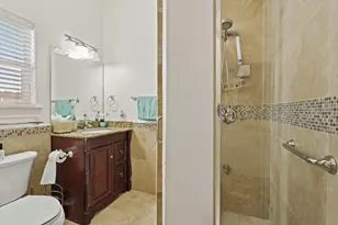 5 Camden Ct, Sugar Land, TX 77479 - Photo 22