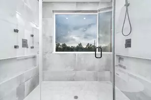 313 N Nagle St, Houston, TX 77003 - Photo 40