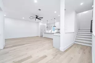 313 N Nagle St, Houston, TX 77003 - Photo 10