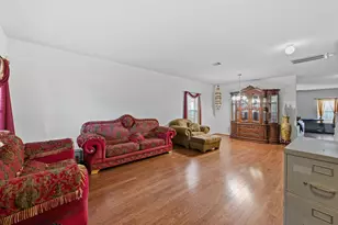 6715 Castle Terrace Ct, Spring, TX 77379 - Photo 4