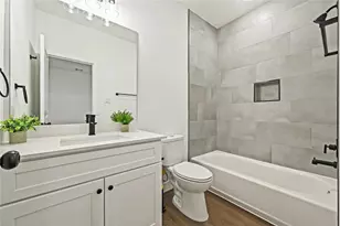 6536 Goldspier St, Houston, TX 77091 - Photo 6