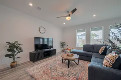 3113 Crown Gate Dr Drive, Houston, TX 77047 - Photo 6