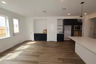 2314 Via Isa Ln, Houston, TX 77051 - Photo 6