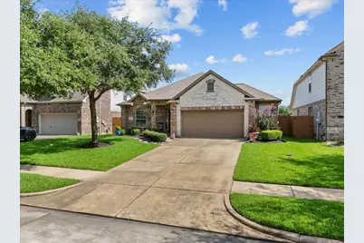 2875 Torano Circle, League City, TX 77573 - Photo 2