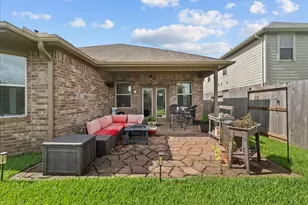 2875 Torano Cir, League City, TX 77573 - Photo 26