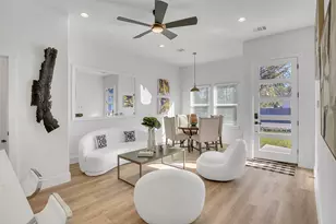 8412 Vera Lou St, Houston, TX 77051 - Photo 8