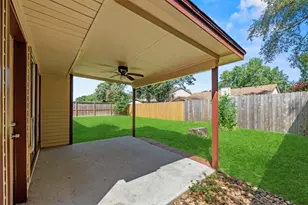 15362 Meadow Village Dr, Houston, TX 77095 - Photo 18